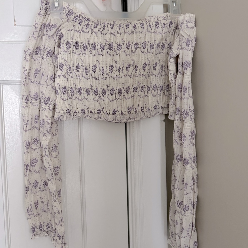 Cropped long sleeve